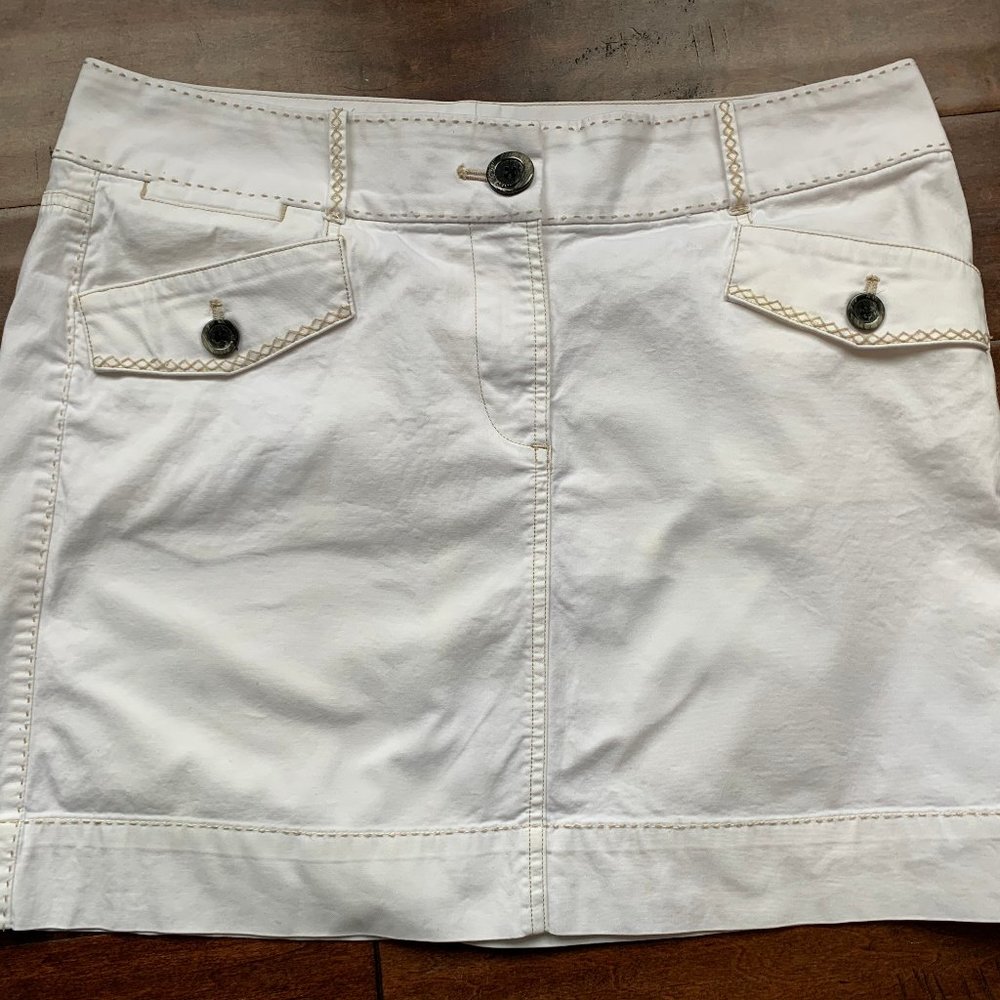 White House Black Market white cotton skirt